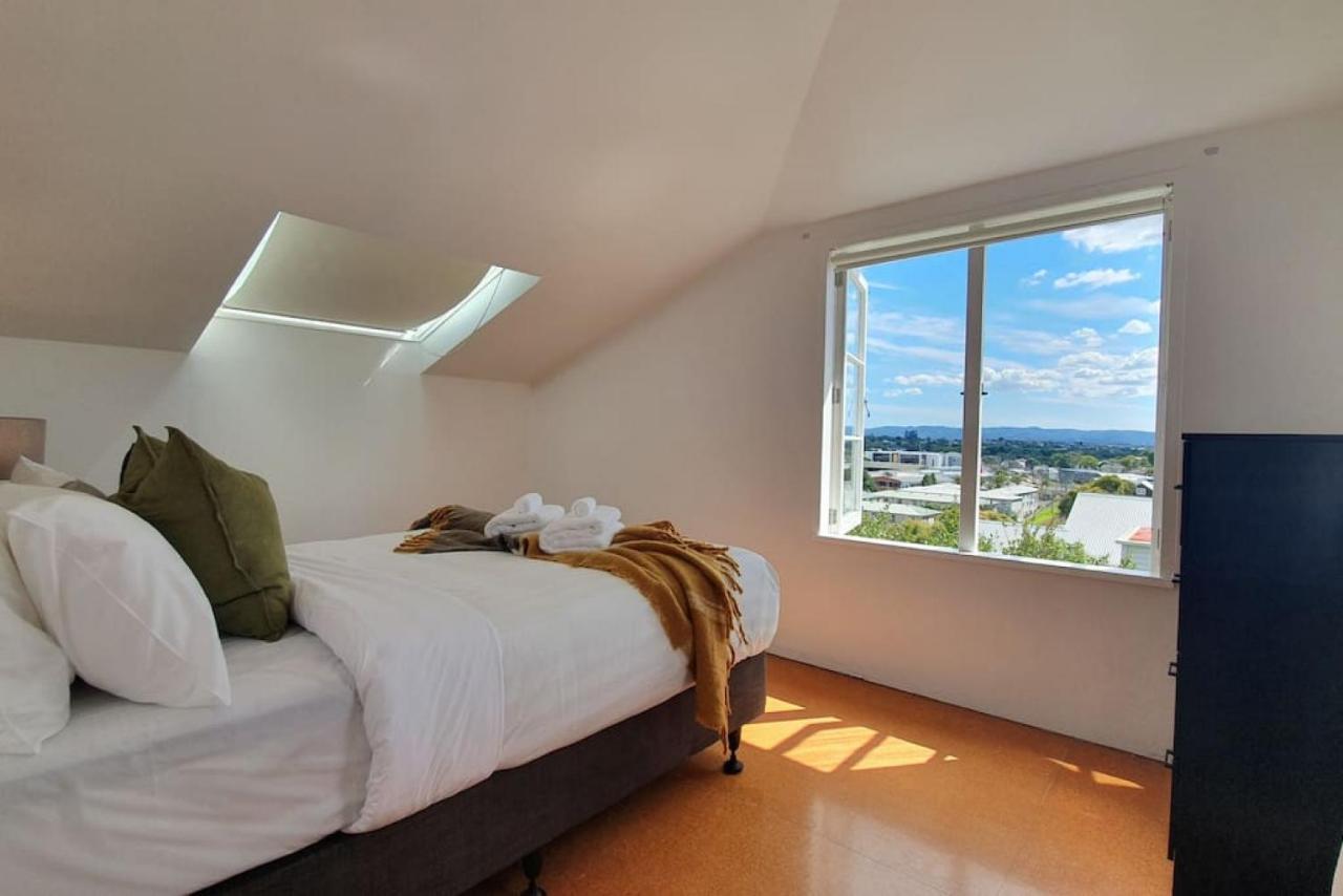 Villa Bright And Modern Oasis In Kingsland Auckland Exterior foto
