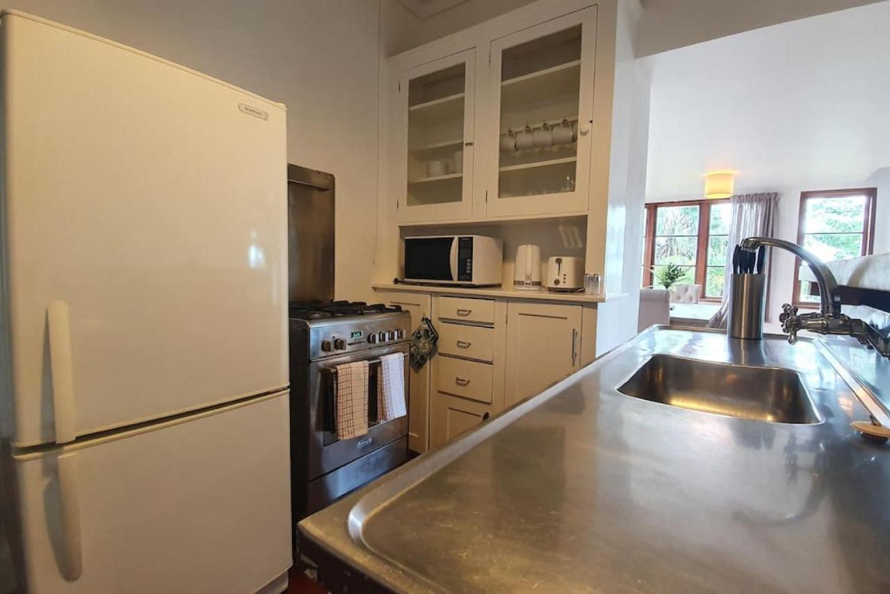 Villa Bright And Modern Oasis In Kingsland Auckland Exterior foto