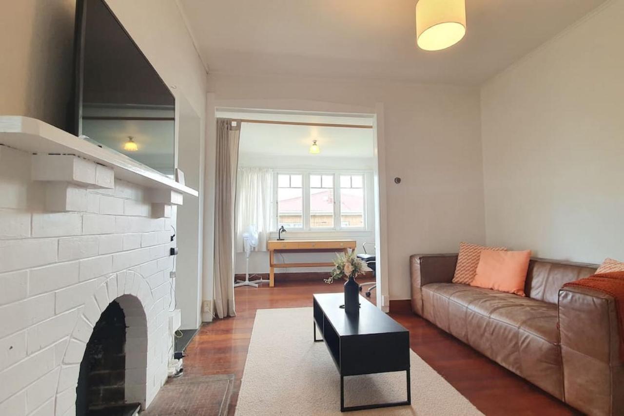 Villa Bright And Modern Oasis In Kingsland Auckland Exterior foto
