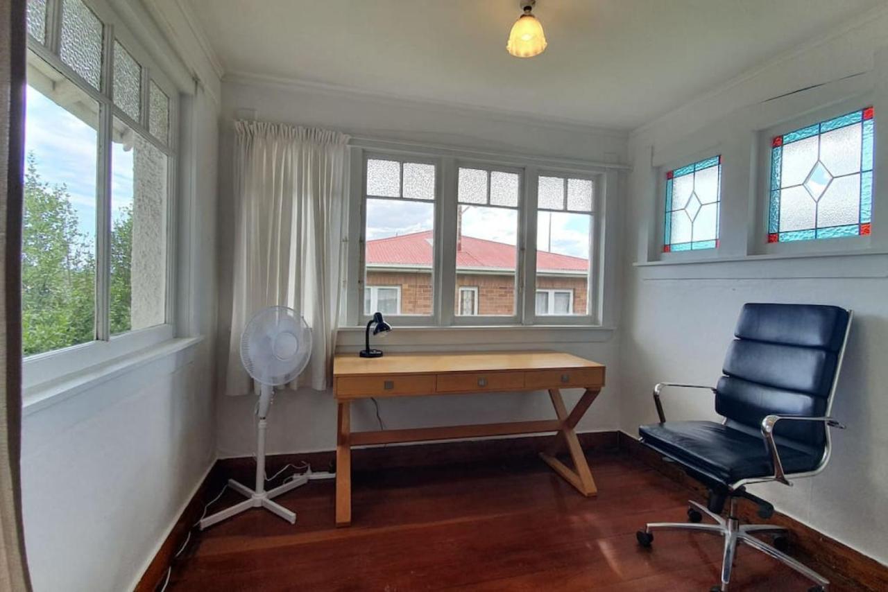 Villa Bright And Modern Oasis In Kingsland Auckland Exterior foto