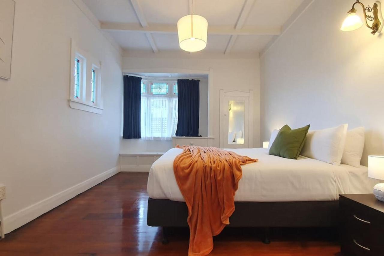 Villa Bright And Modern Oasis In Kingsland Auckland Exterior foto