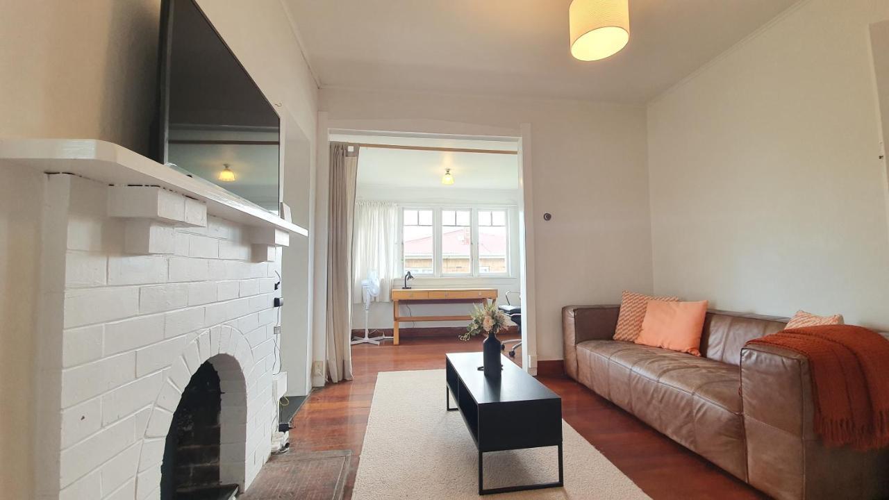 Villa Bright And Modern Oasis In Kingsland Auckland Exterior foto