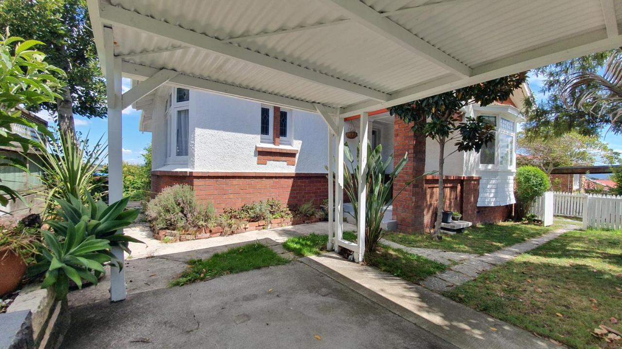 Villa Bright And Modern Oasis In Kingsland Auckland Exterior foto
