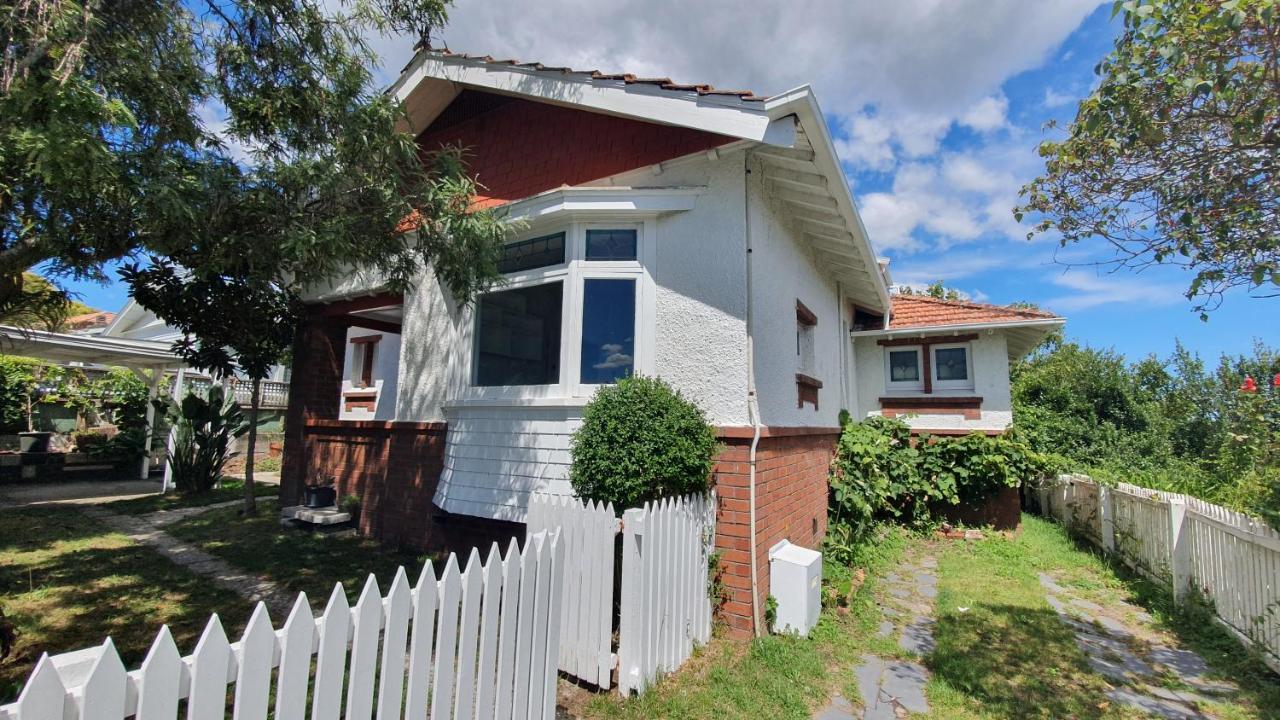Villa Bright And Modern Oasis In Kingsland Auckland Exterior foto